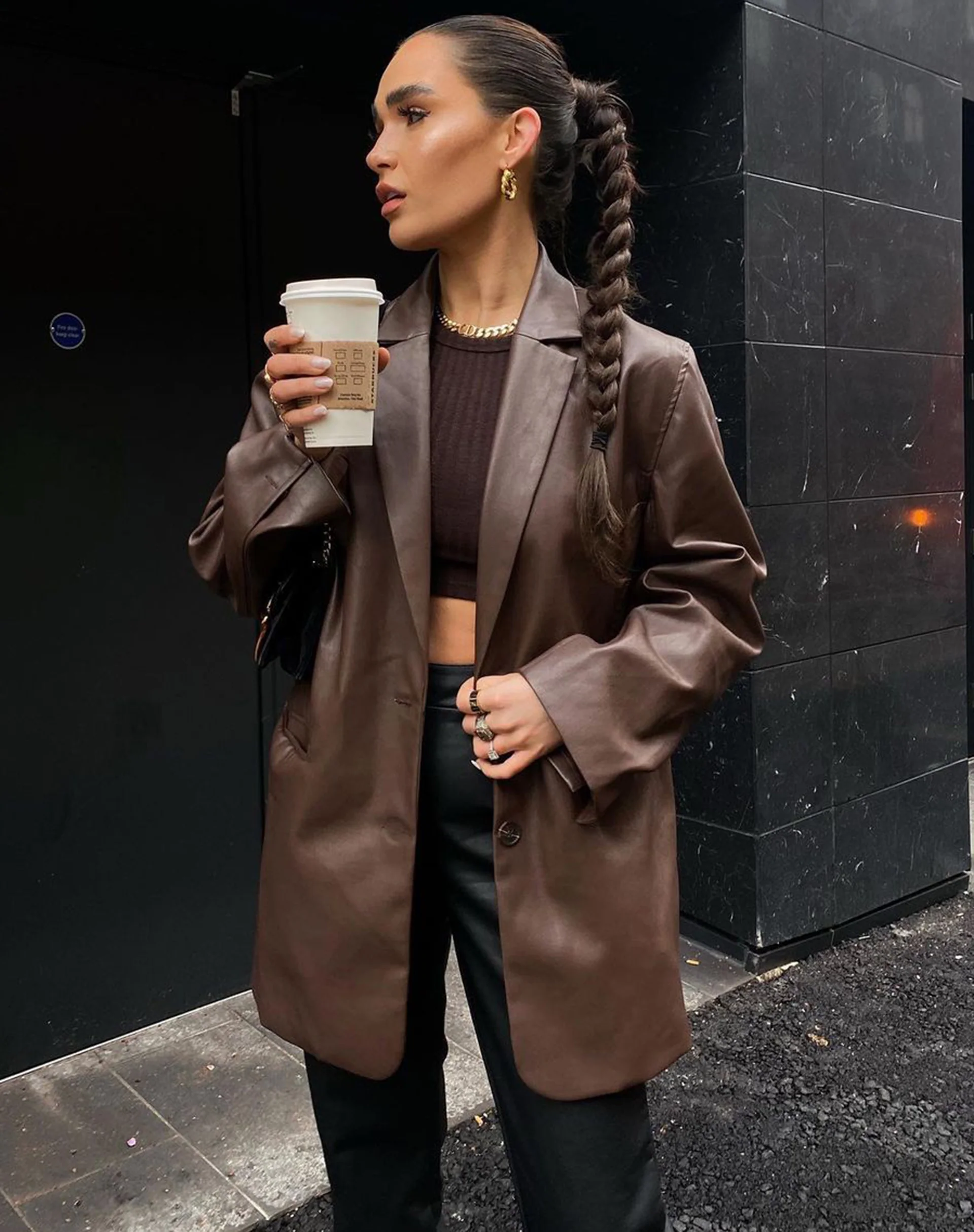 Saken Blazer in Pu Brown - Awmao