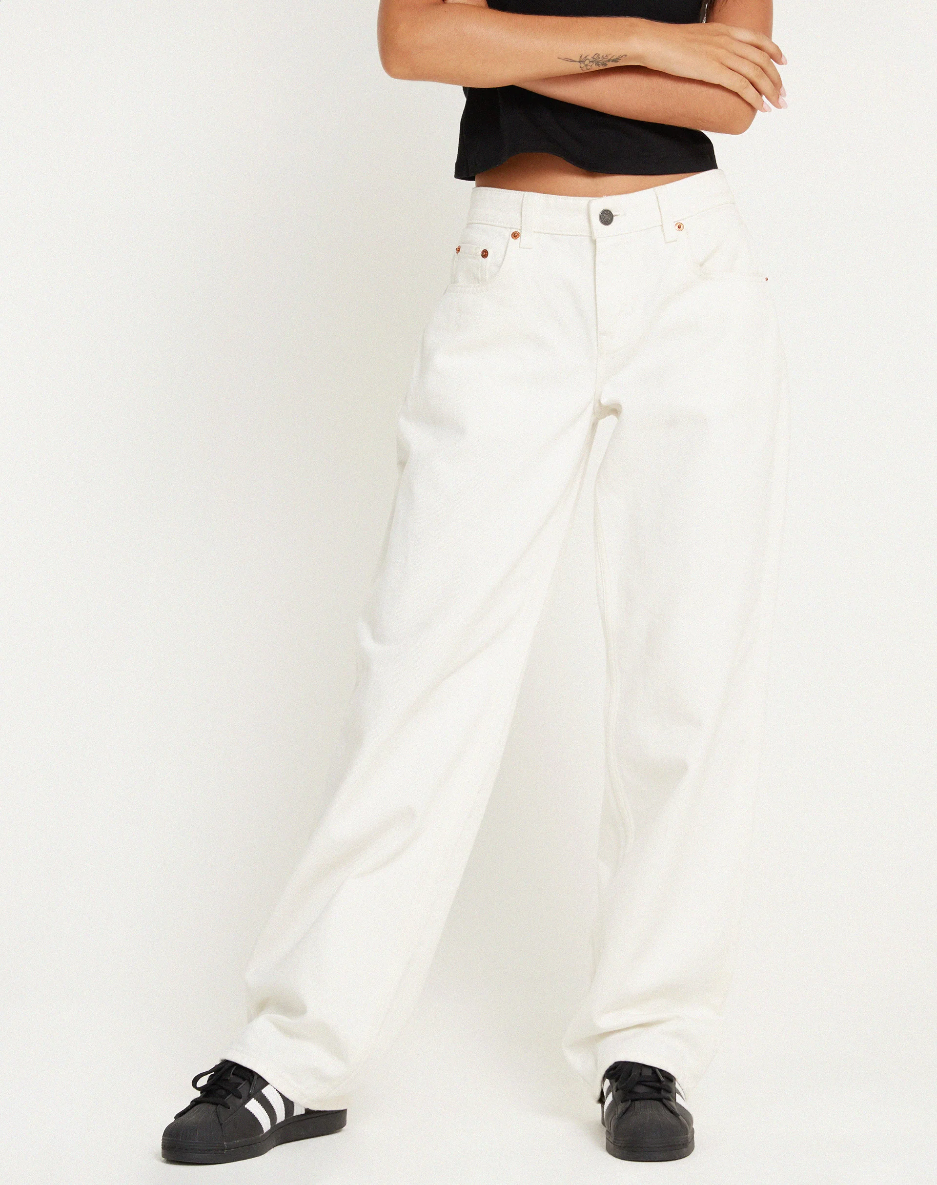 MOTEL X BARBARA Low Rise Parallel Jeans in True White - Awmao
