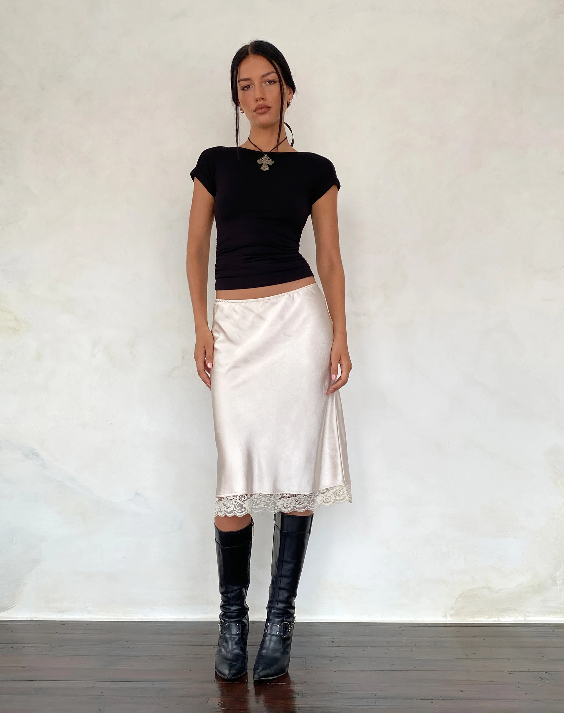 Xareni Ruched Backless Top in Black - Awmao