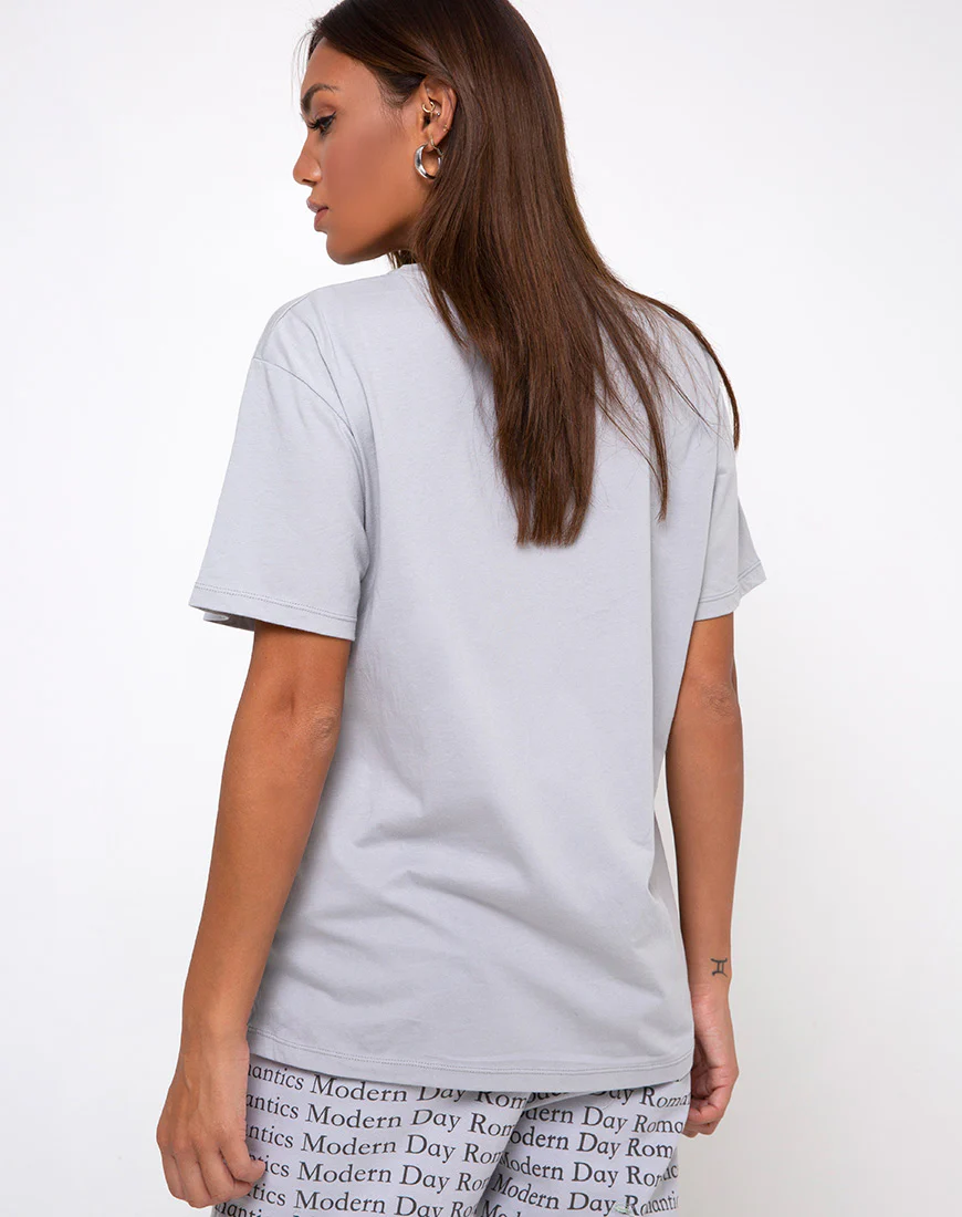 Oversize Basic Tee in Modern Day Romantics Grey - Awmao