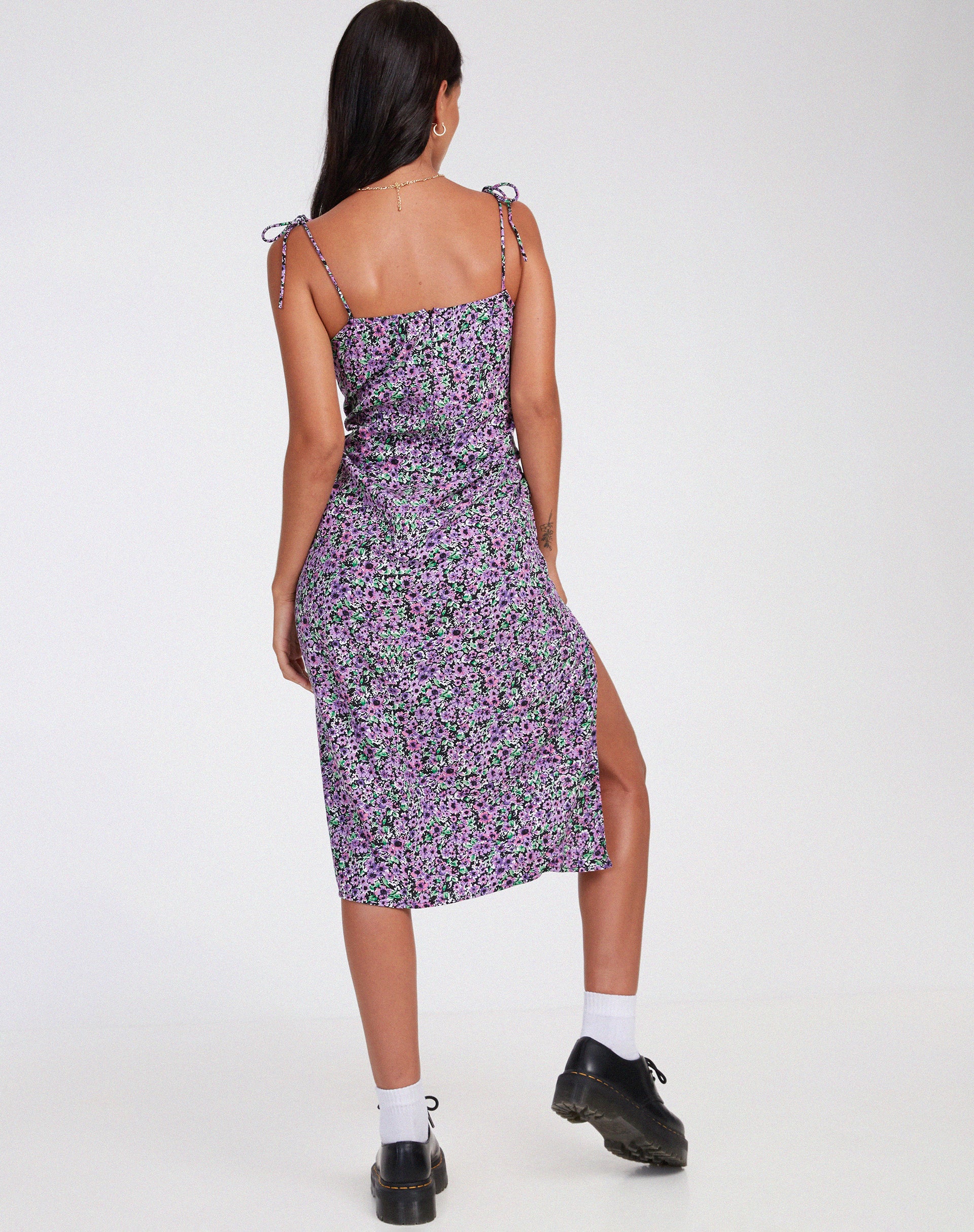 Lotie Midi Dress in Lilac Blossom - Awmao