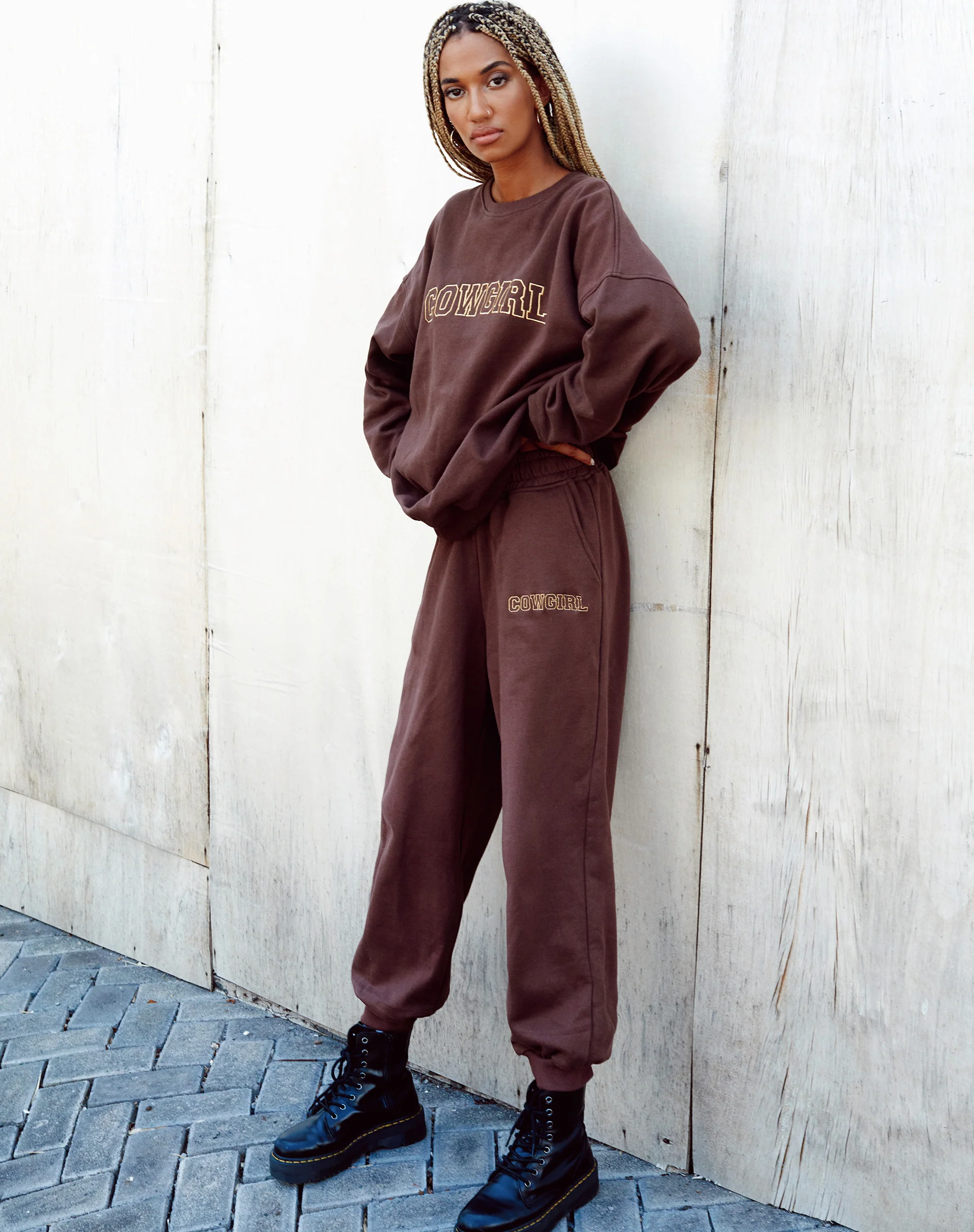 Roider Jogger in Deep Mahogany 'Cowgirl' Gold Embro - Awmao