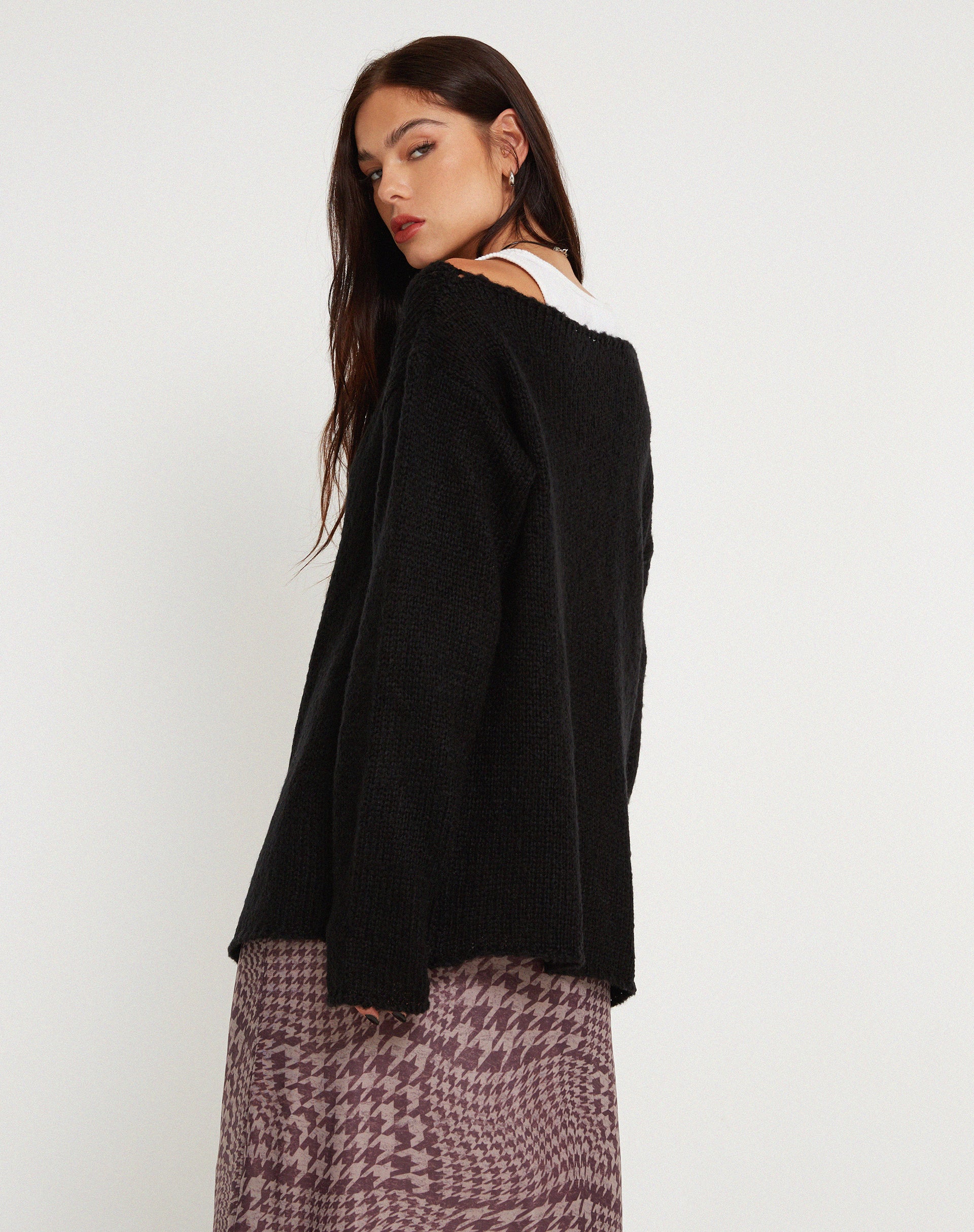 Akohara Laddered Knitted Top in Black - Awmao