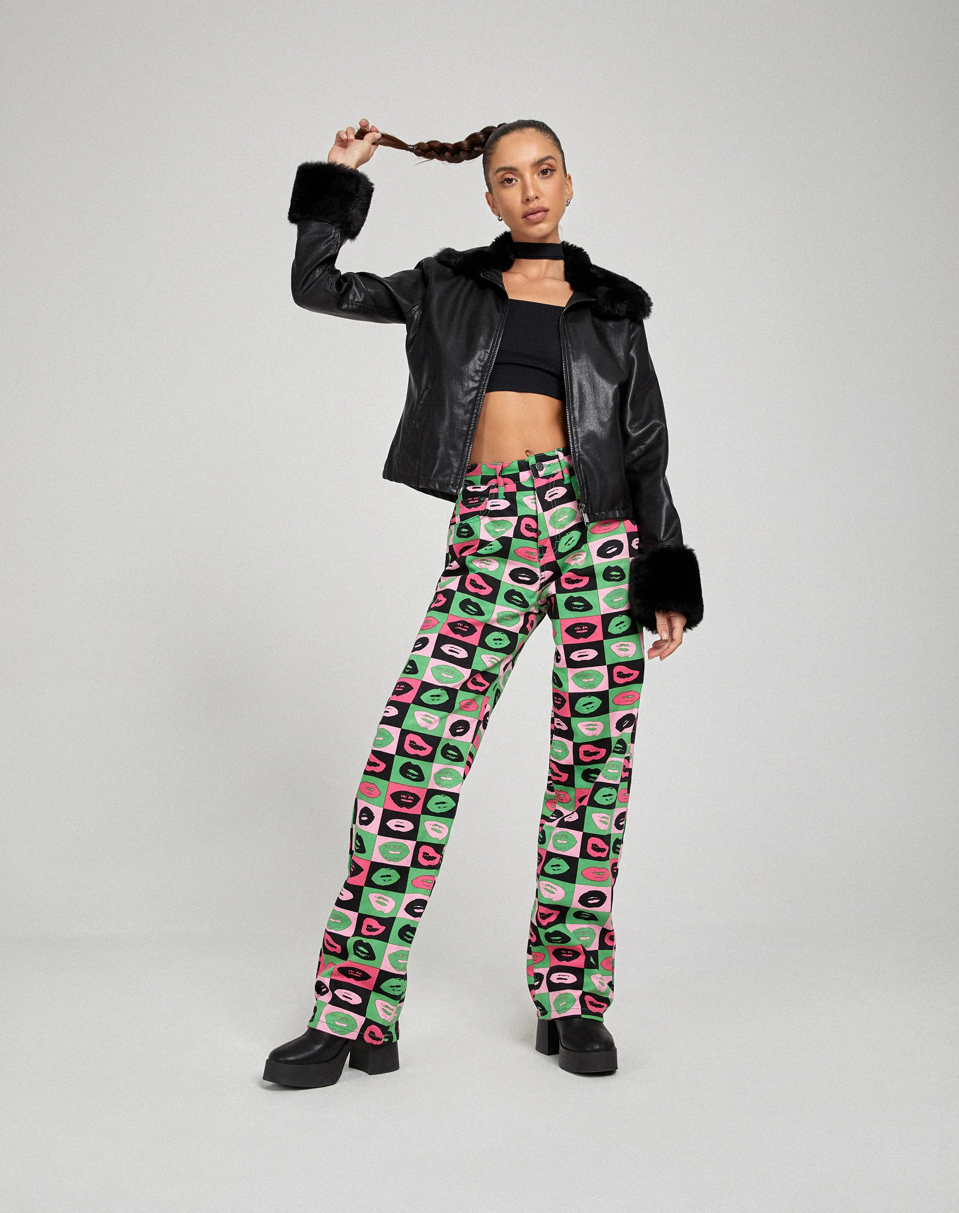 Parallel Jeans in Lips Green - Awmao