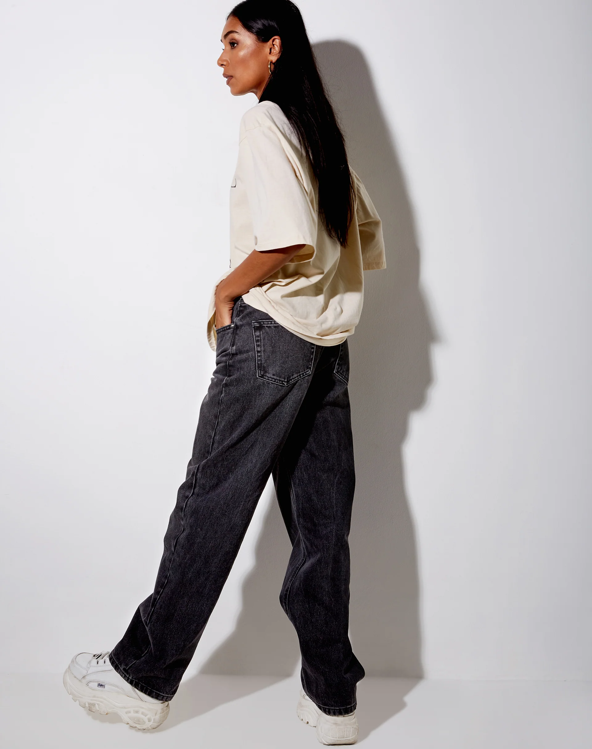 Cocoon Tee in Stone 'Angel Energy' - Awmao