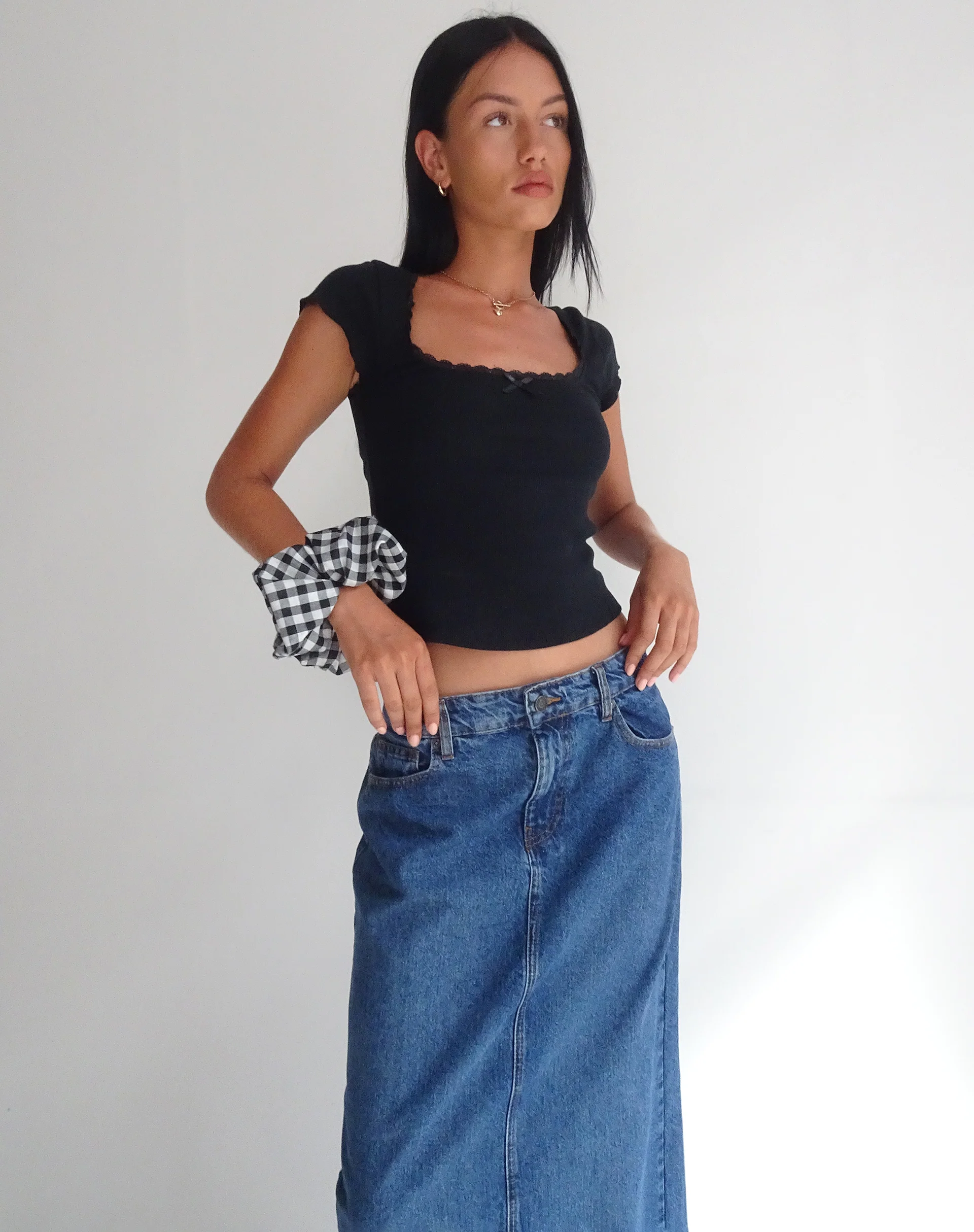 Bovillo Cap Sleeve Top in Black Ribbed Jersey - Awmao