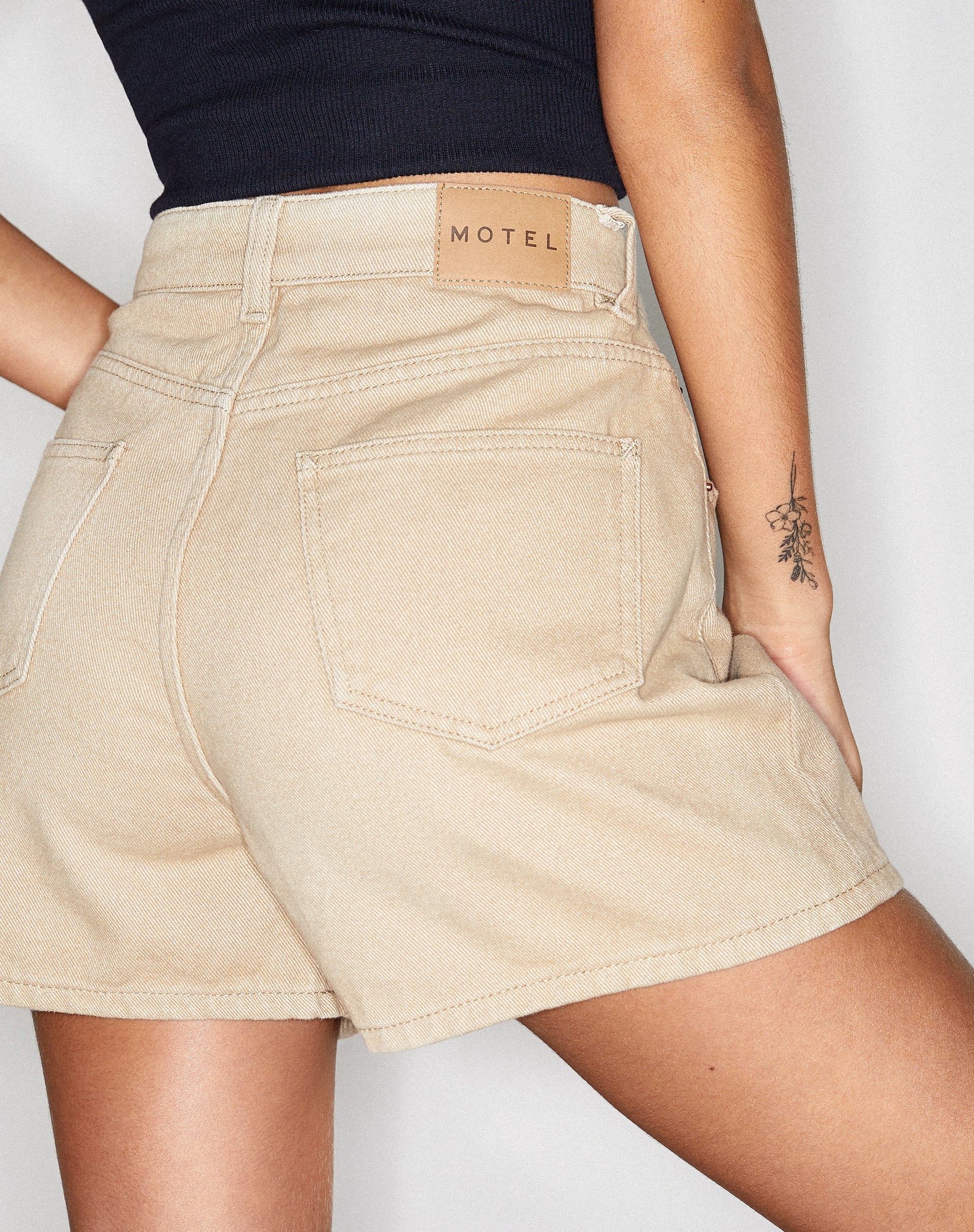 Mom Denim Shorts in Winter Sandwash - Awmao