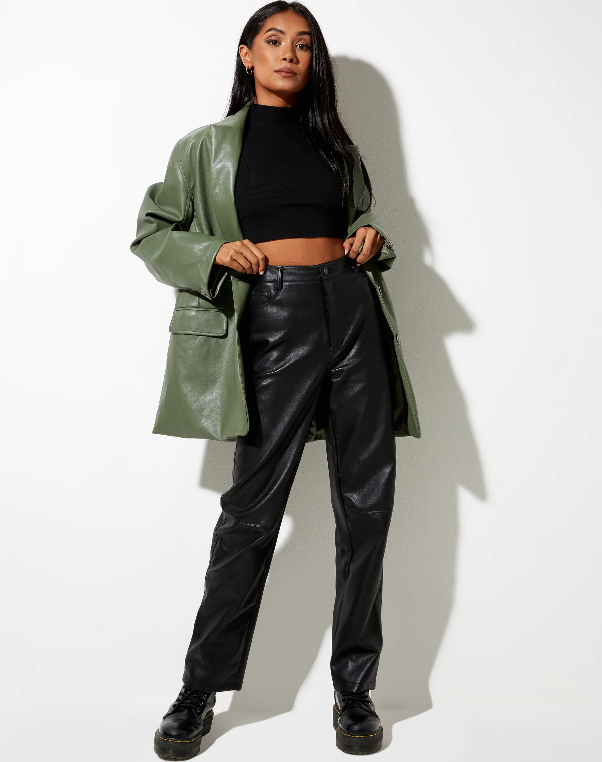 Saken Blazer in Pu Green - Awmao