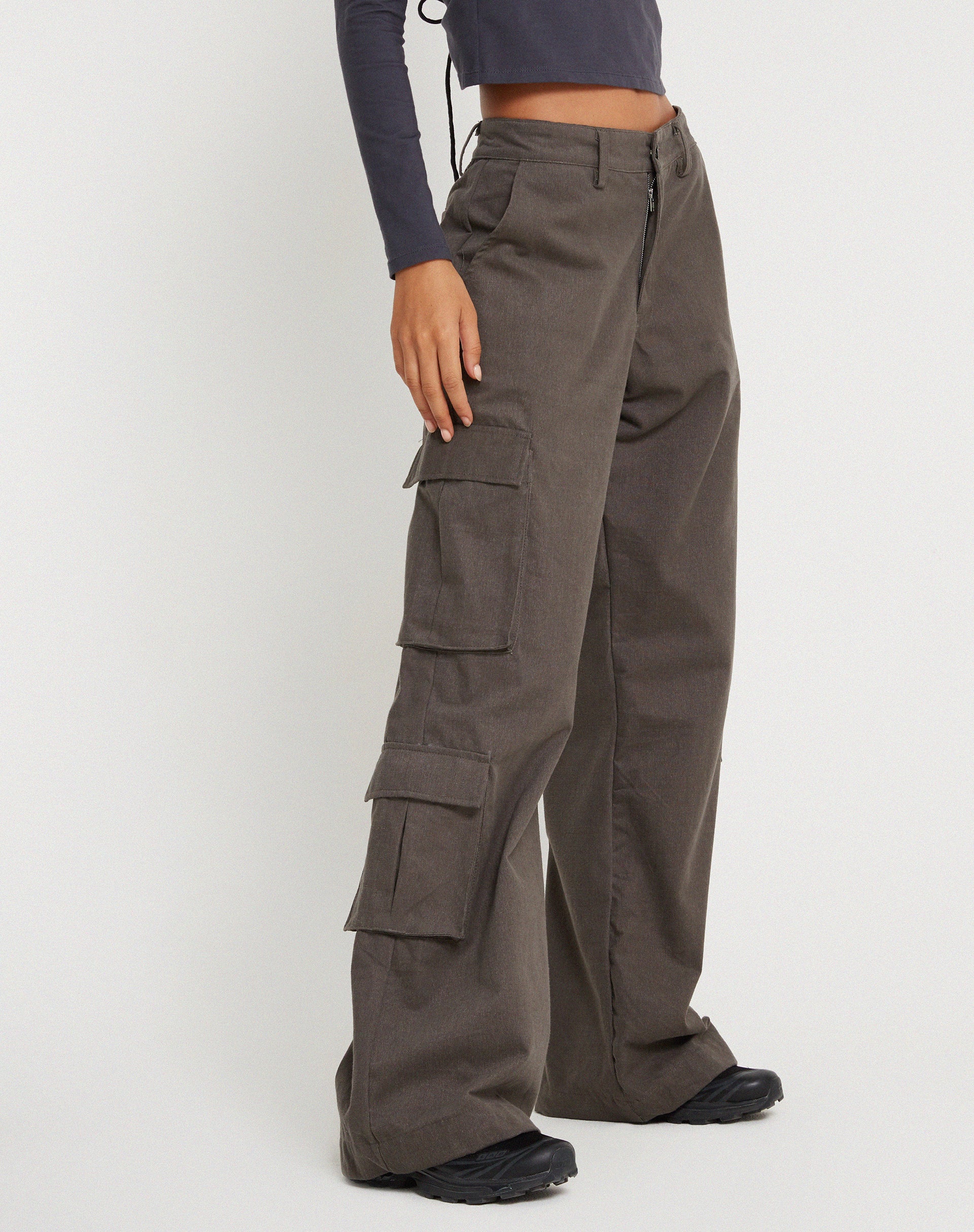 Shan Wide Leg Trouser in Dark Grey - Awmao
