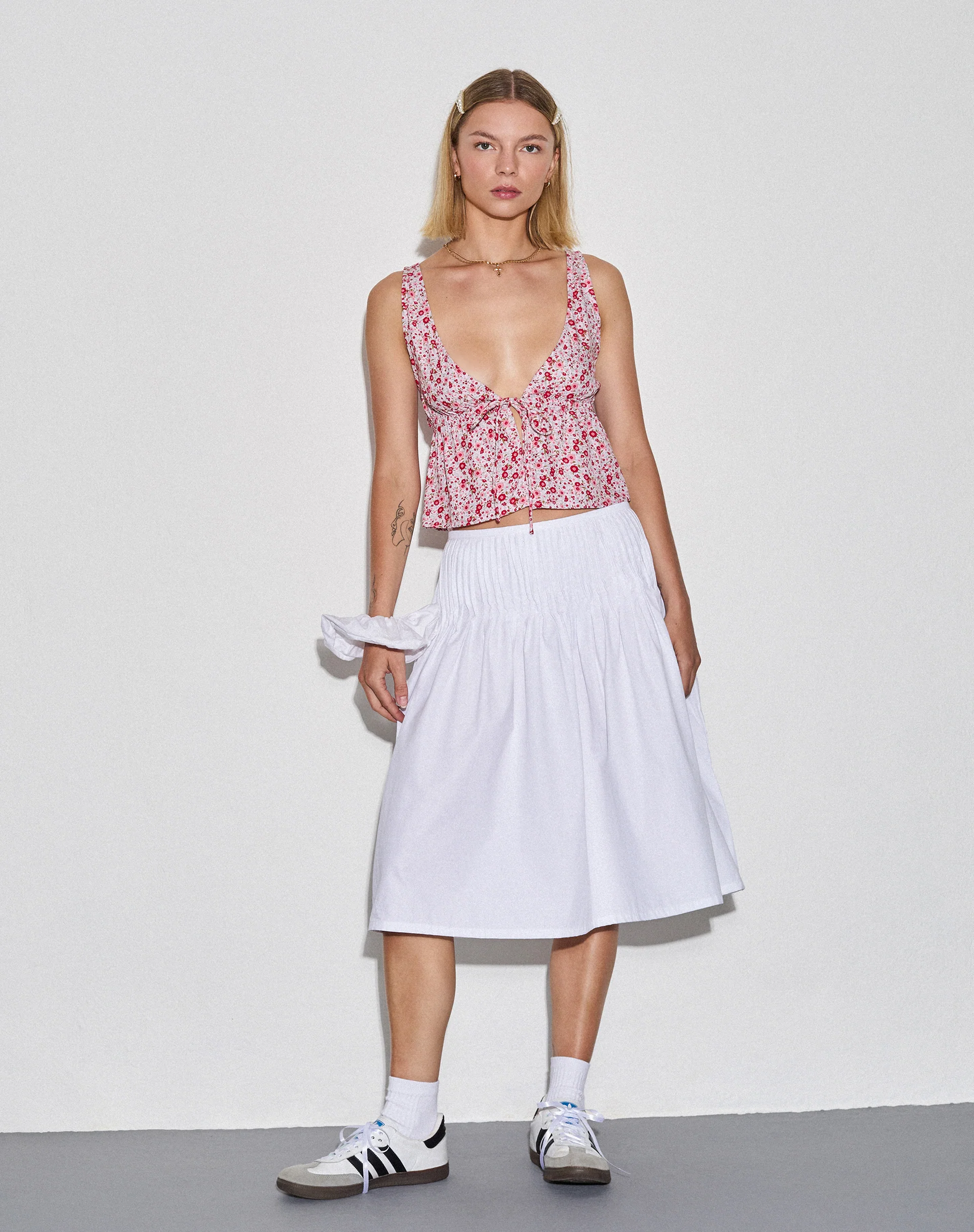 Rolia Tie Front Top in Ditsy Floral Blush Red - Awmao