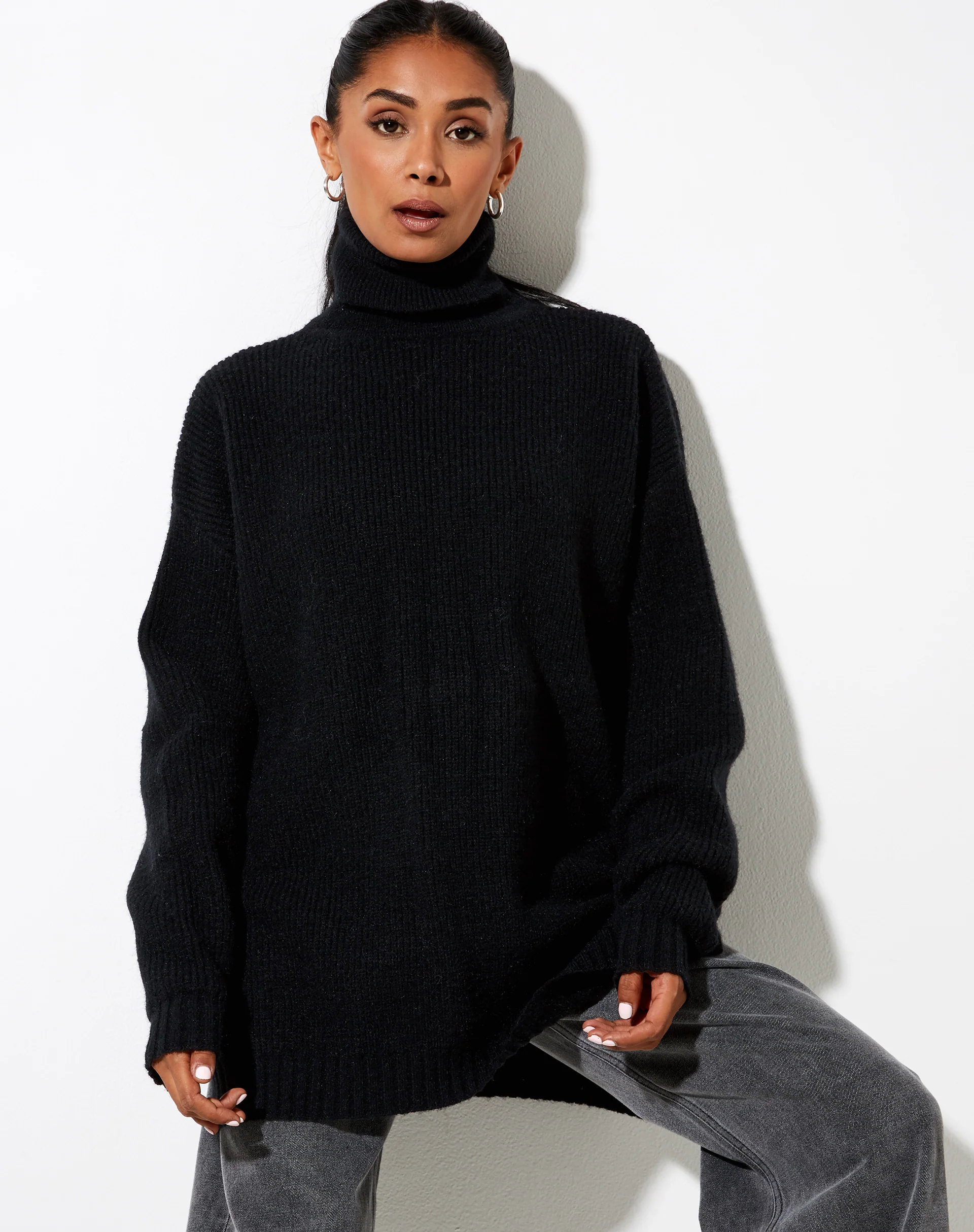 Thach Jumper in Black - Awmao