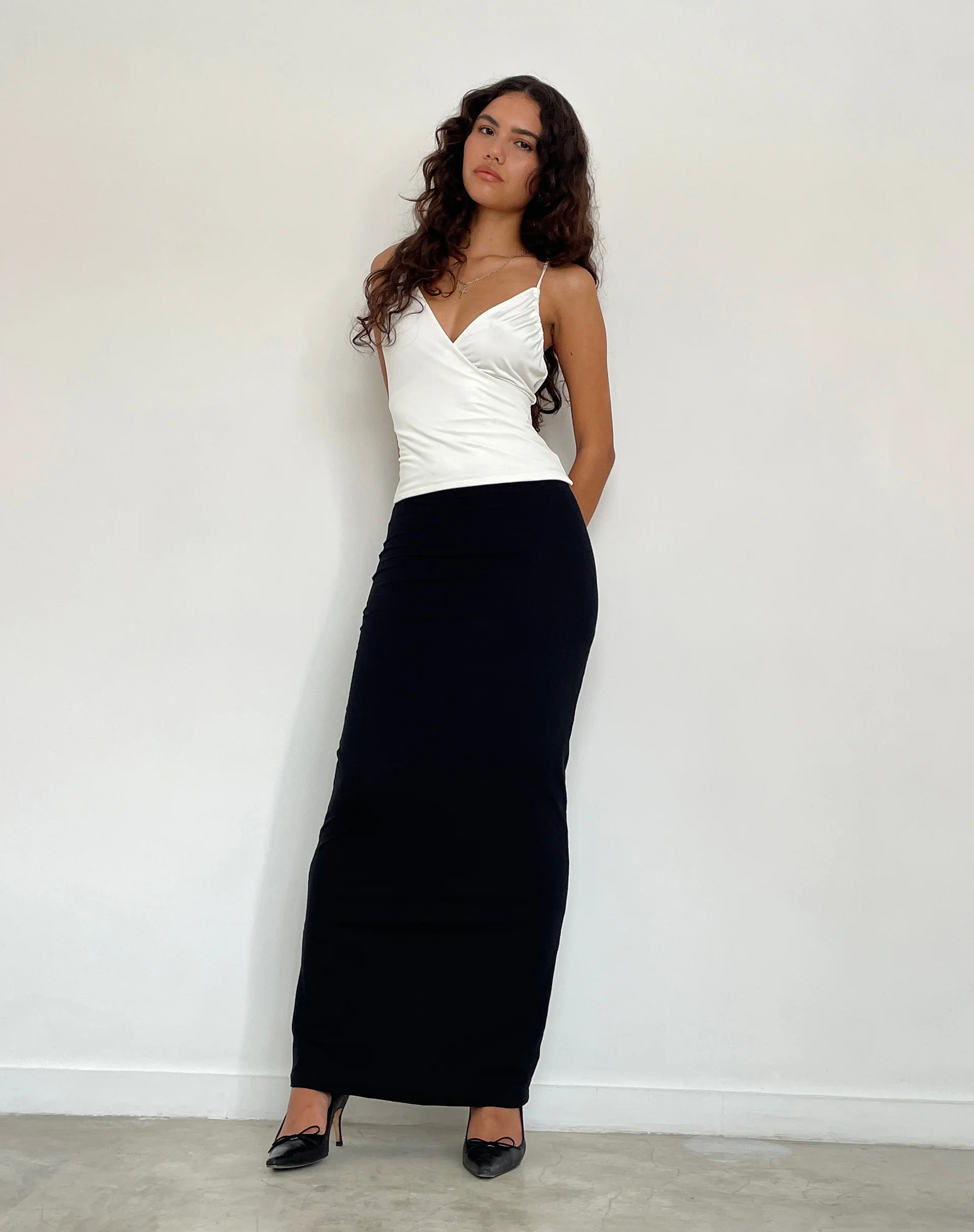 Tsuna Maxi Skirt in Black - Awmao