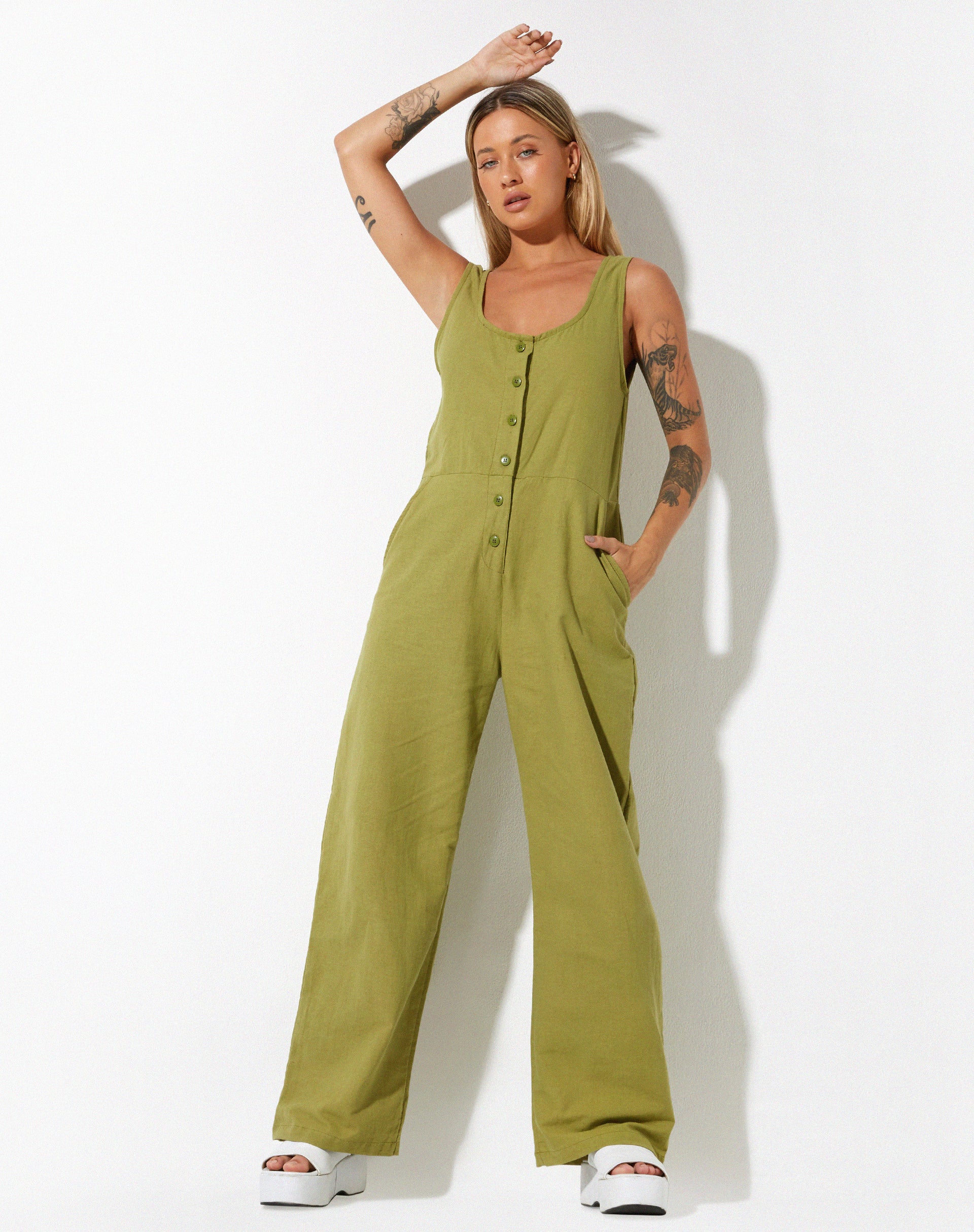 Beatrix Jumpsuit in Linen Rami Green - Awmao