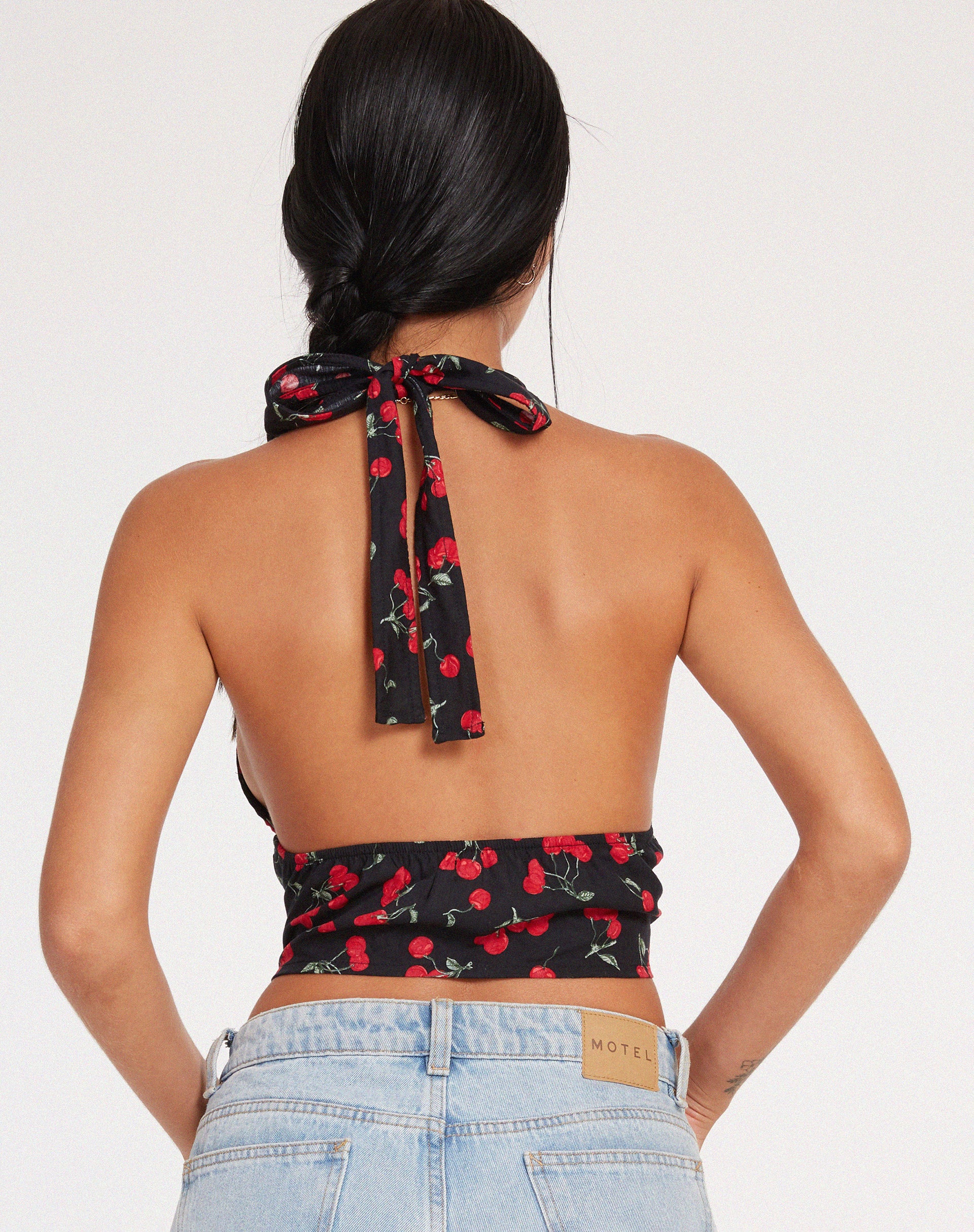 Nanda Crop Top in Cherries Black - Awmao