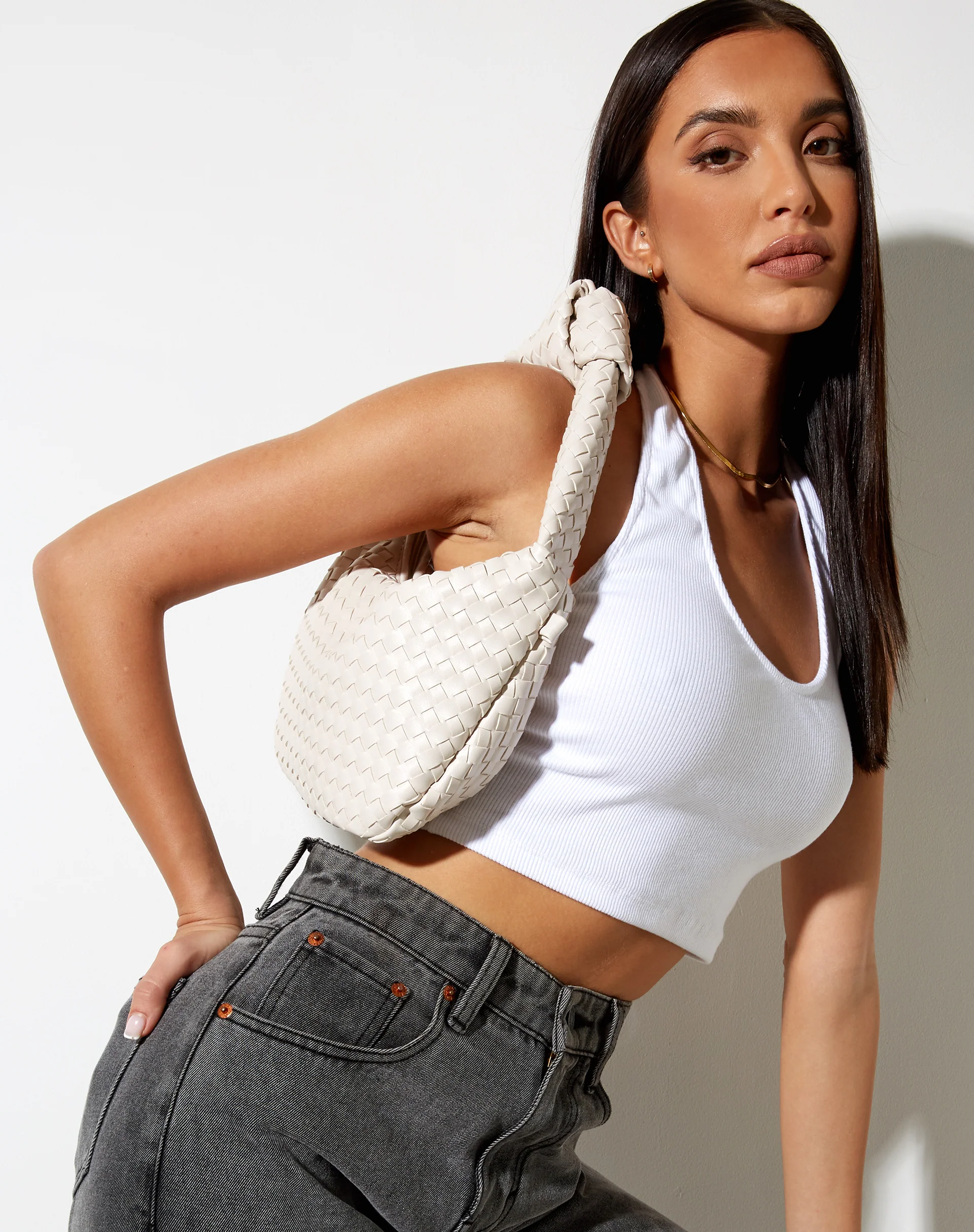 Dolton Shoulder Bag in White - Awmao