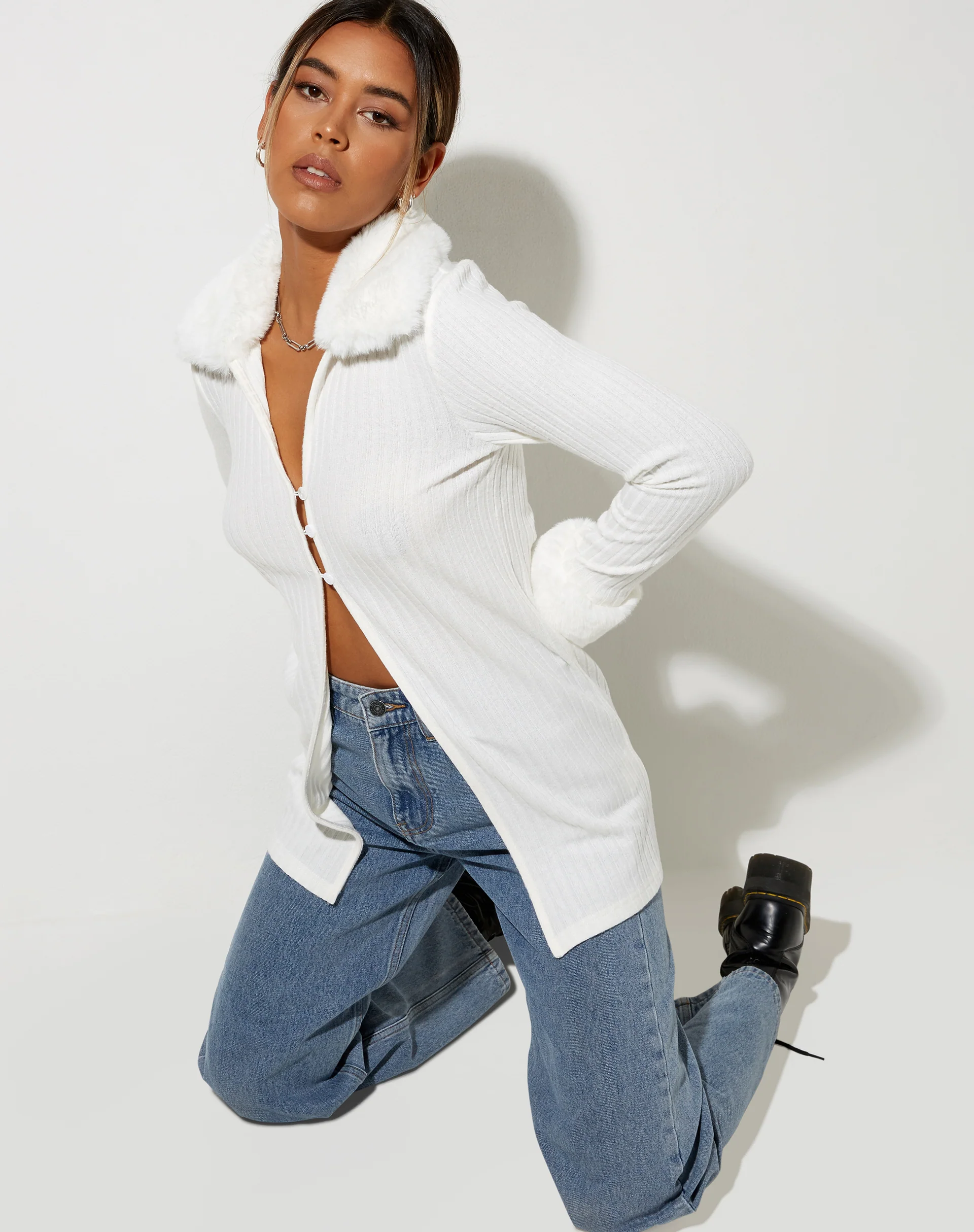 Lorina Cardi in Ivory - Awmao