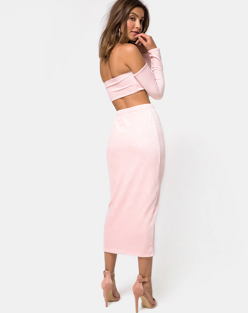 Bobby Midi Skirt in Fluffy Knit Candy - Awmao