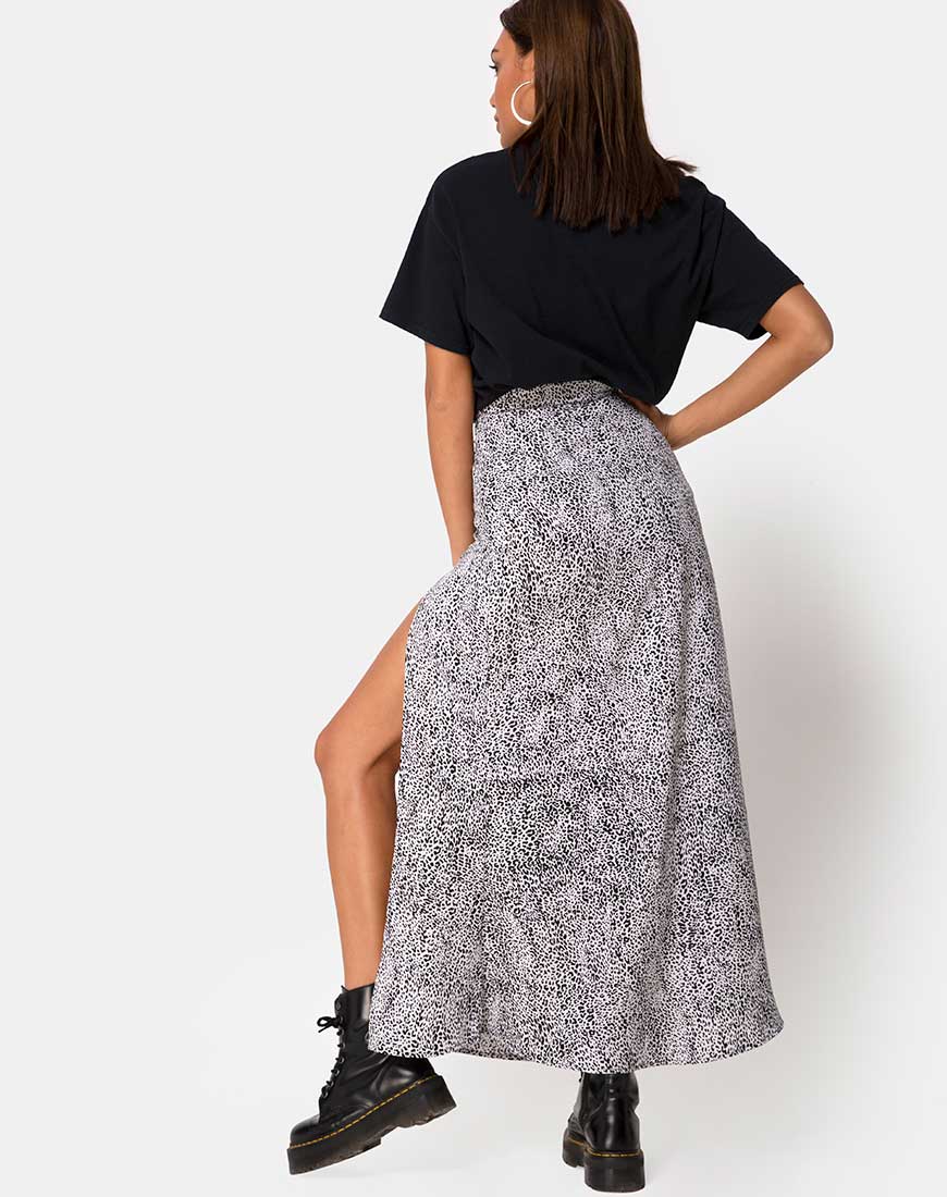 Shayk Midi Skirt in Leo Spot Black and White - Awmao