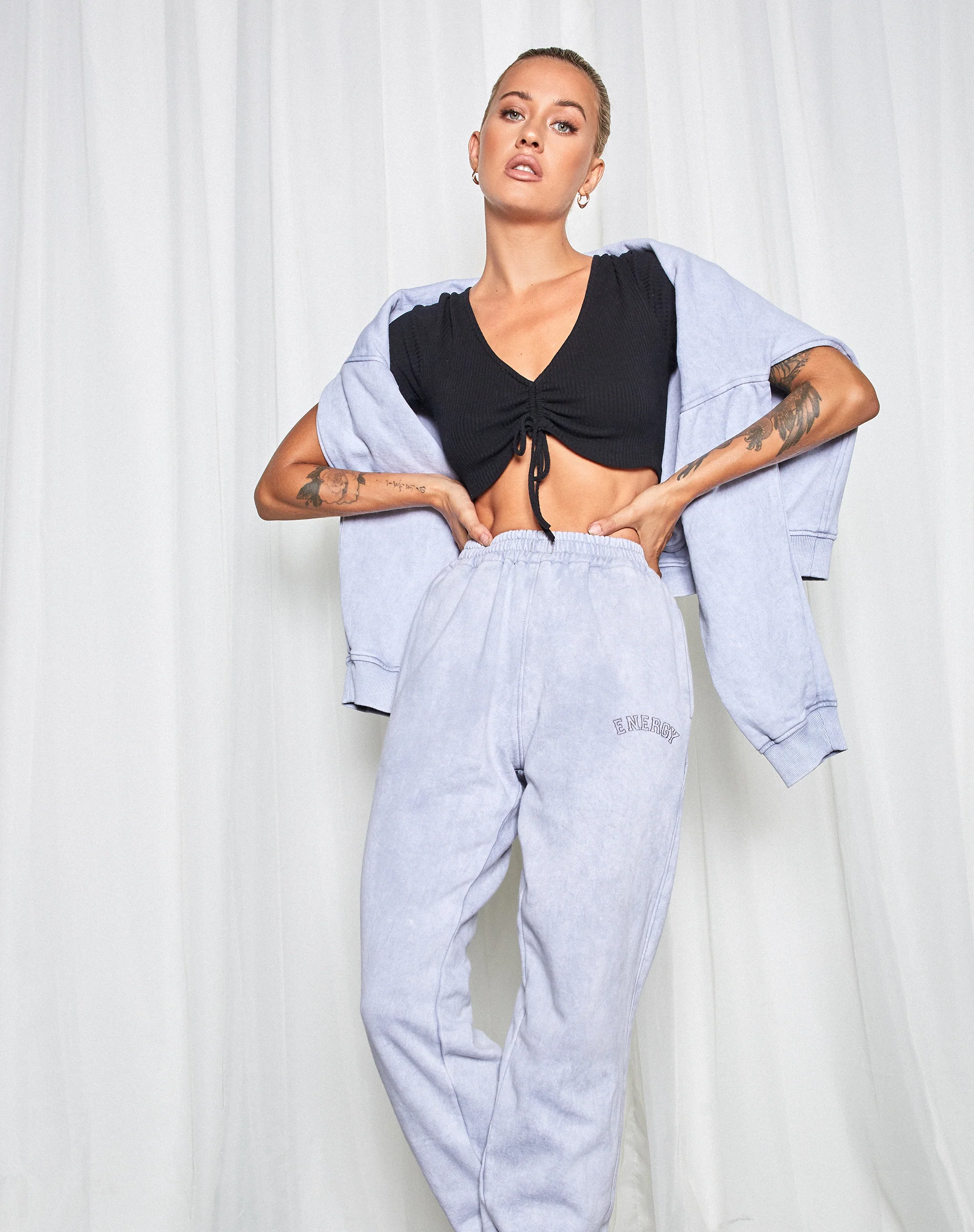 Basta Jogger in Silver Wash Energy Embro - Awmao