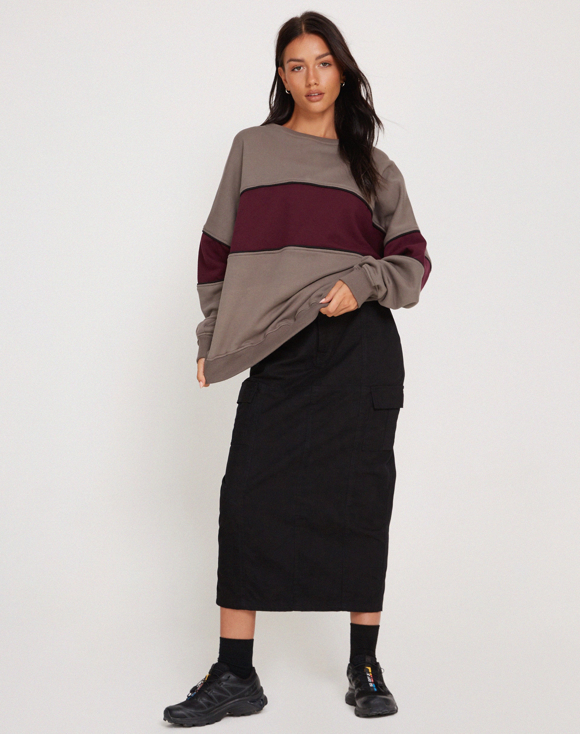 Samara Sweatshirt in Cloudburst Oxblood Black - Awmao
