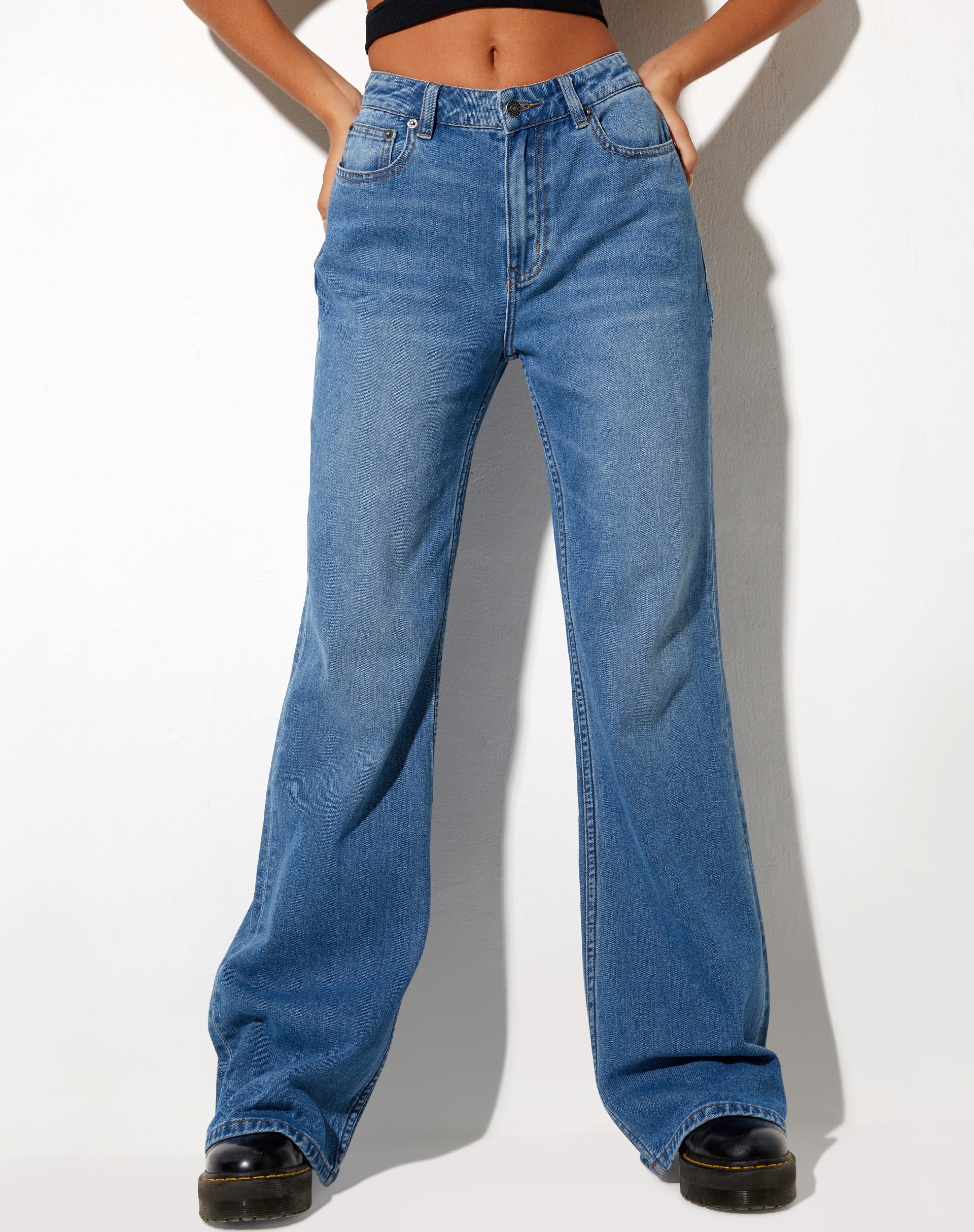 Low Slung Jeans in Blue Wash - Awmao
