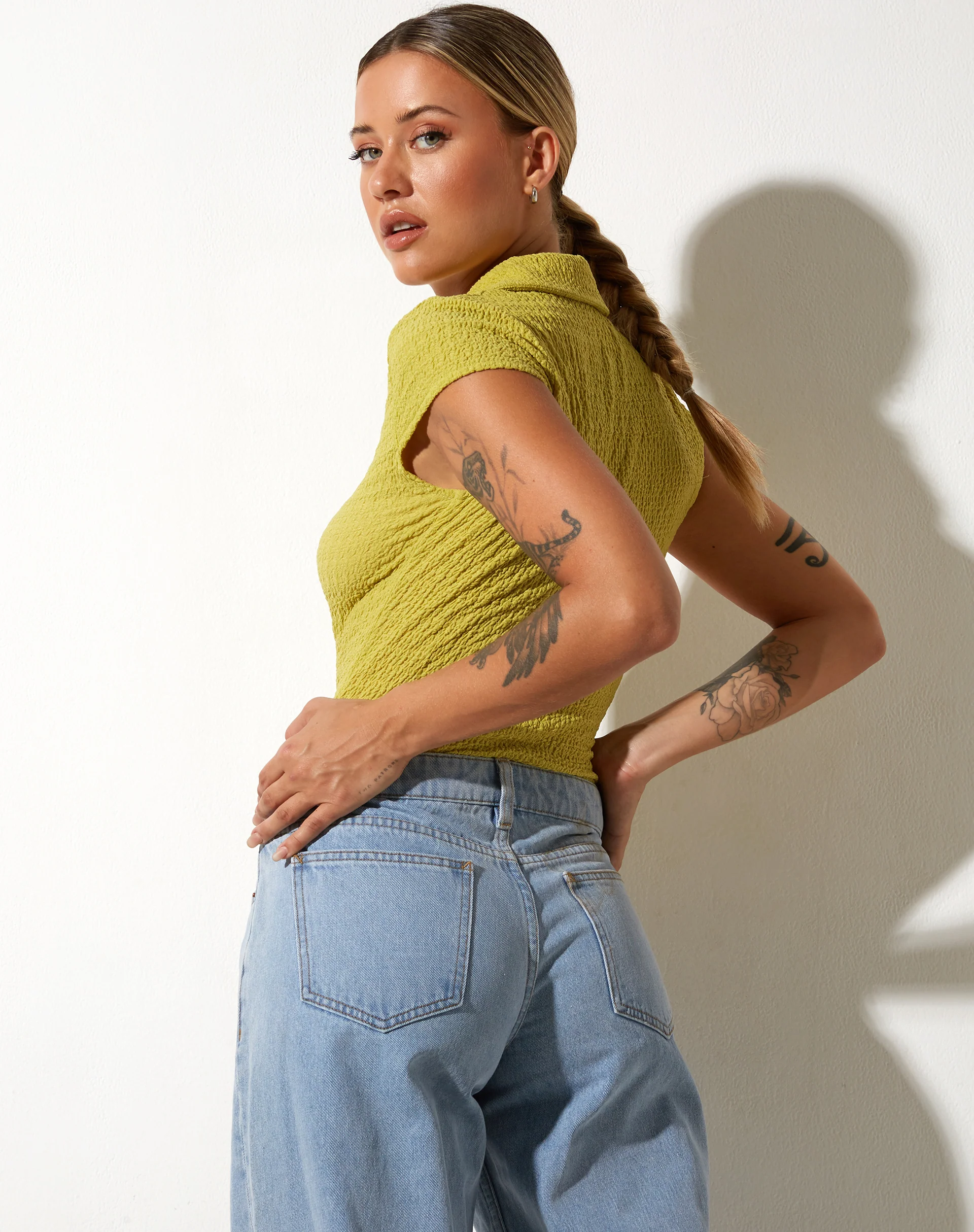 Elva Shirt in Bubble Jersey Olive Oil - Awmao