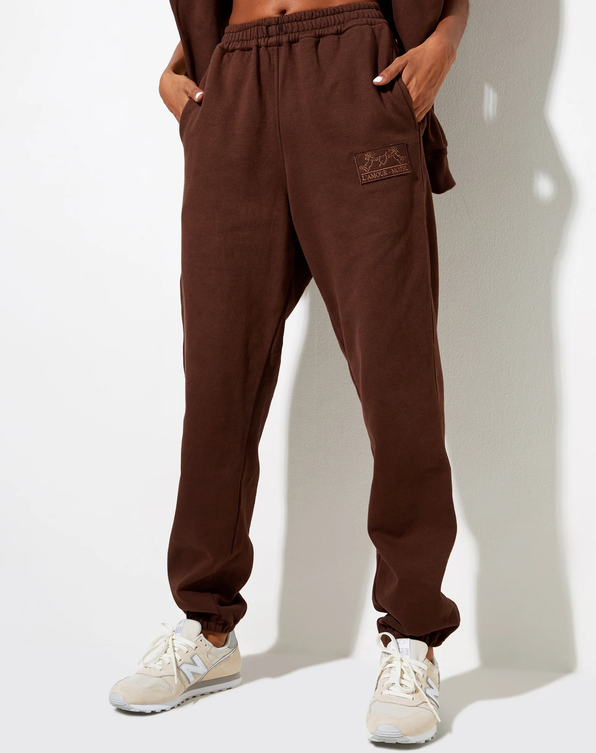 Basta Jogger in Deep Mahogany L'Amour Cherub Label Embro - Awmao