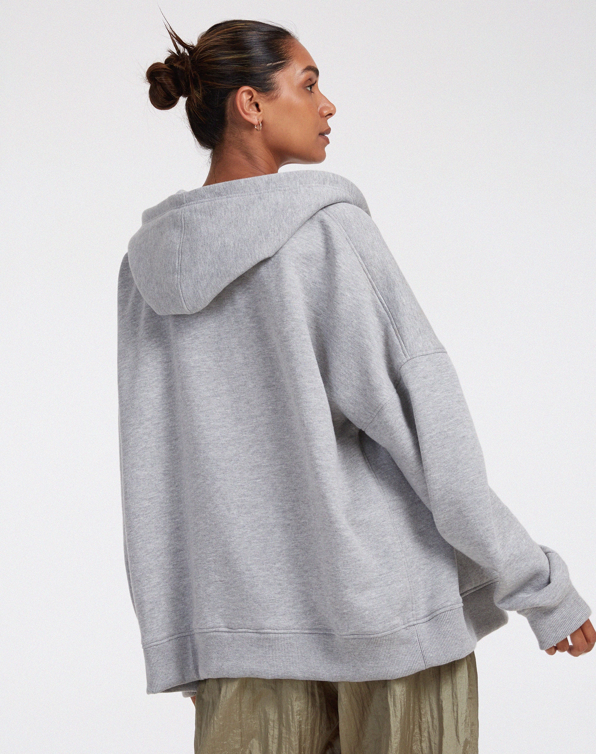 Hollack Hoodie in Greymarl - Awmao