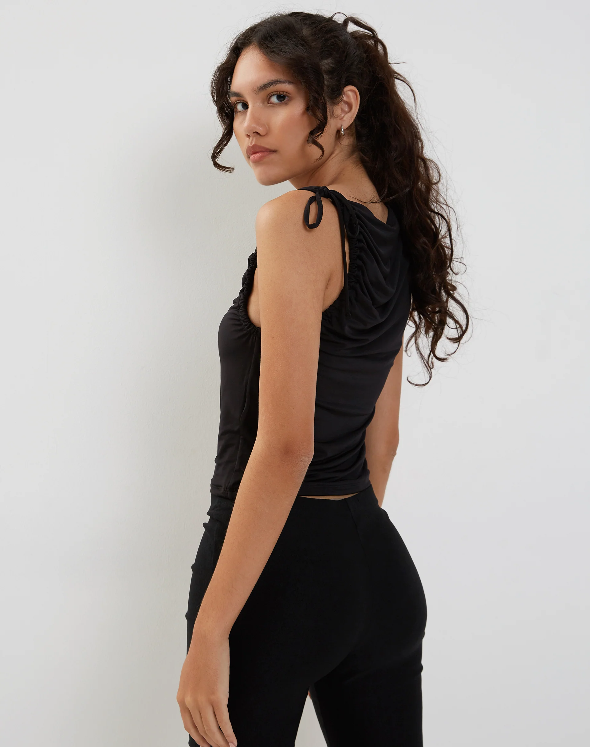 Hagne Vest Top in Black - Awmao