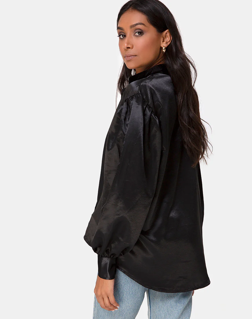 Frantic Longsleeve Blouse in Satin Black - Awmao