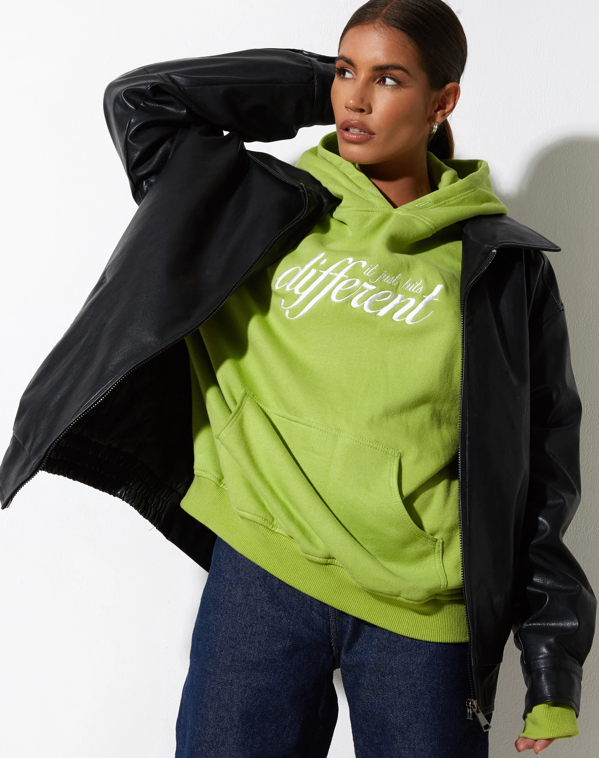 Oversize Hoodie in Leaf Green Different Embro White - Awmao