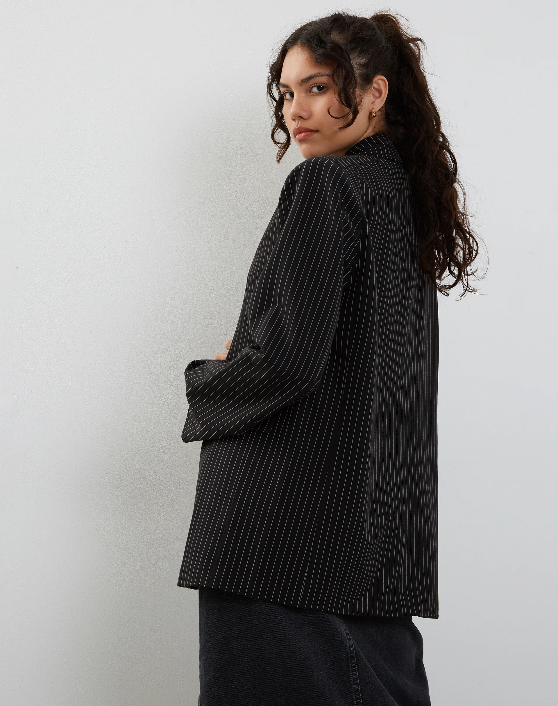 Maiwa Blazer in Pinstripe Black - Awmao