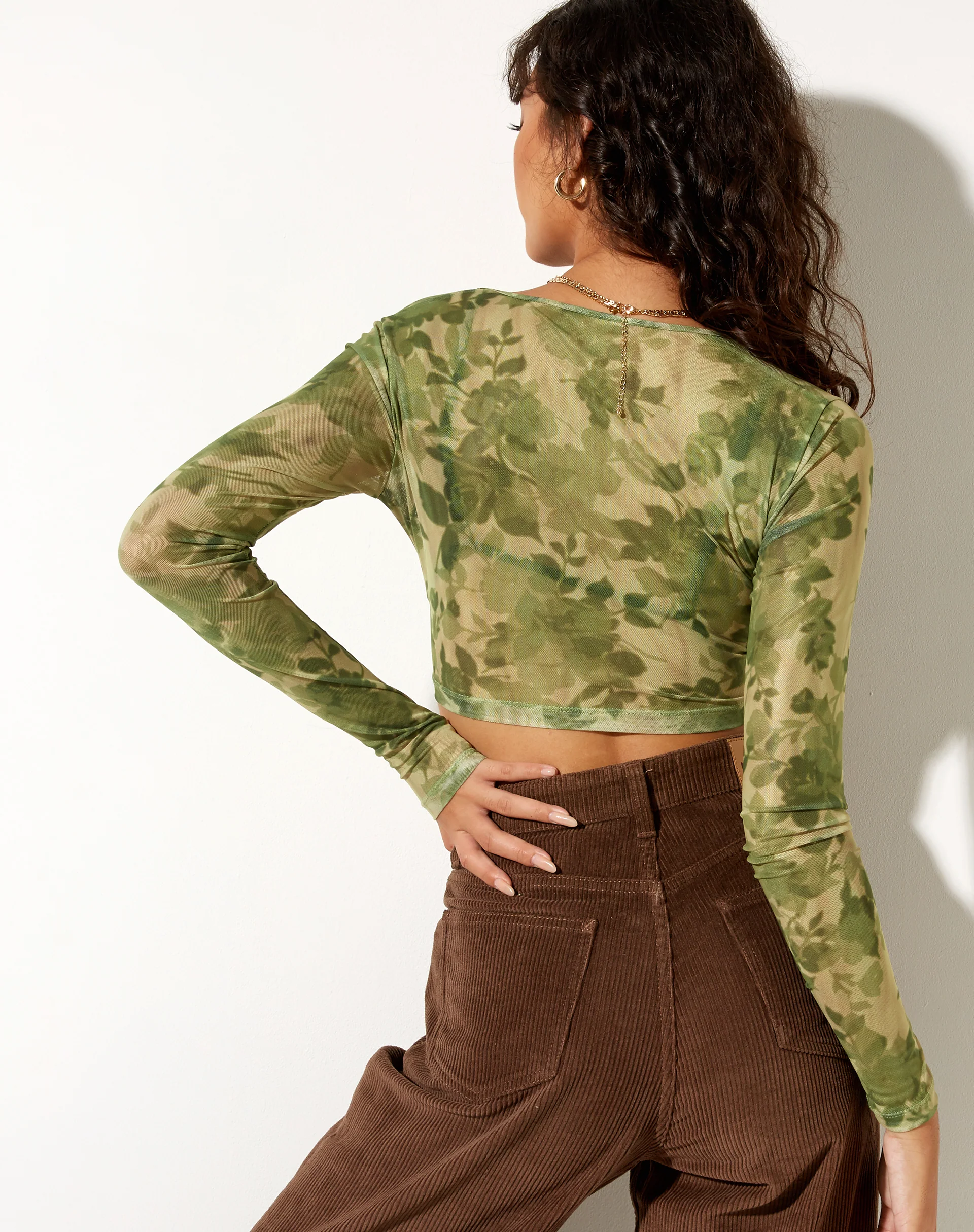 Henru Cropped Cardi in Blurred Floral - Awmao