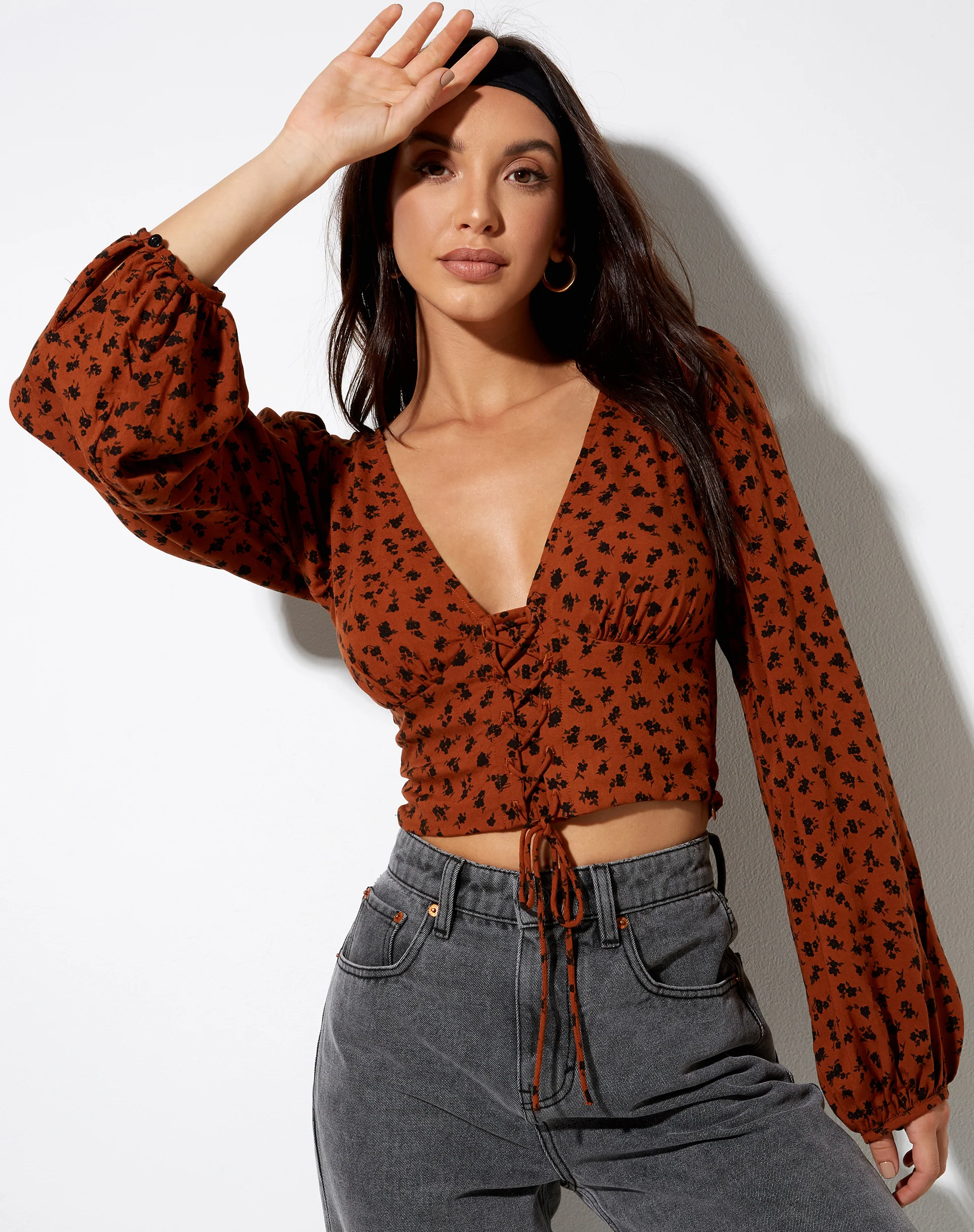 Romina Top in Dainty Daisy Bombay Brown - Awmao