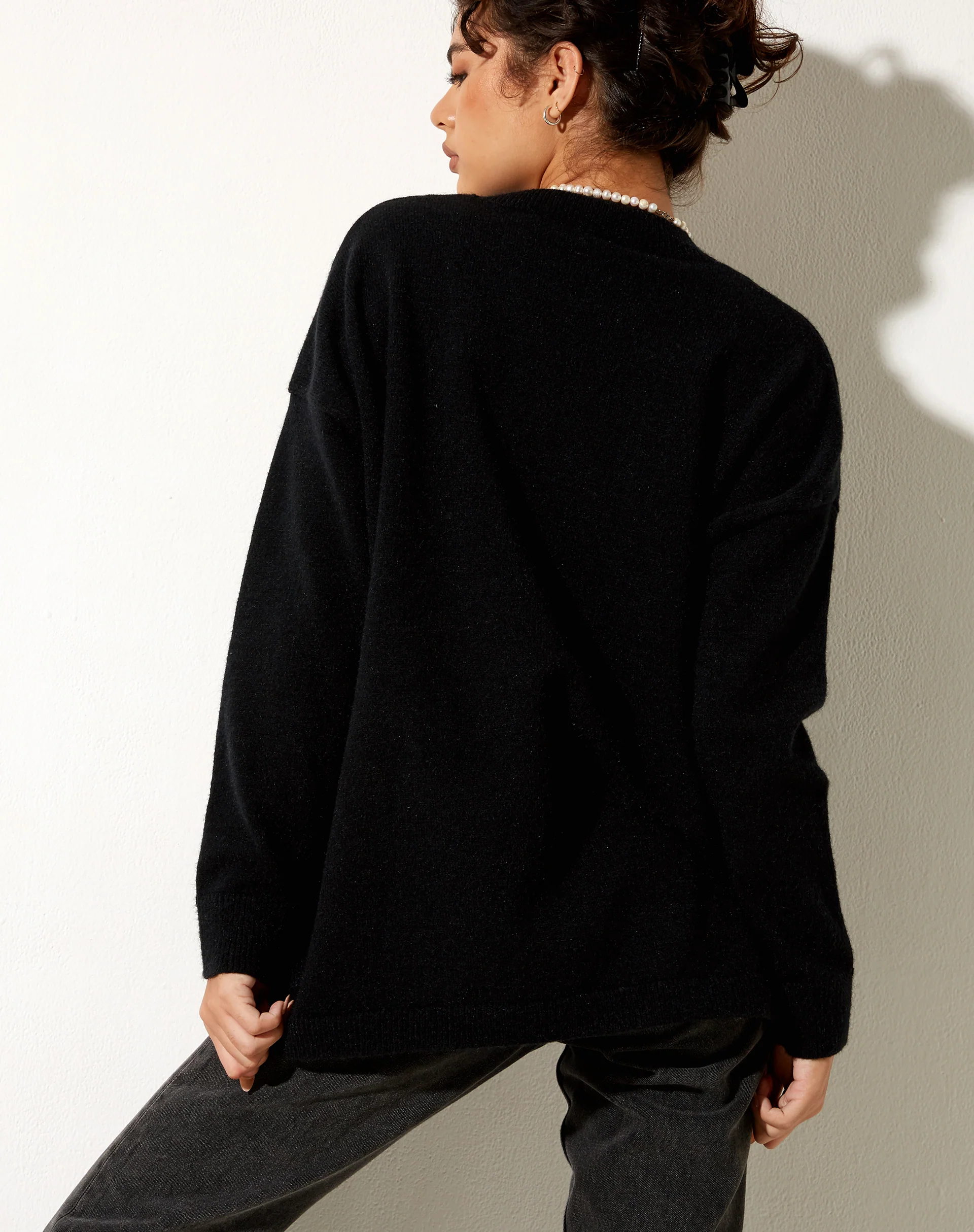 Lulees Jumper in Magic Black - Awmao