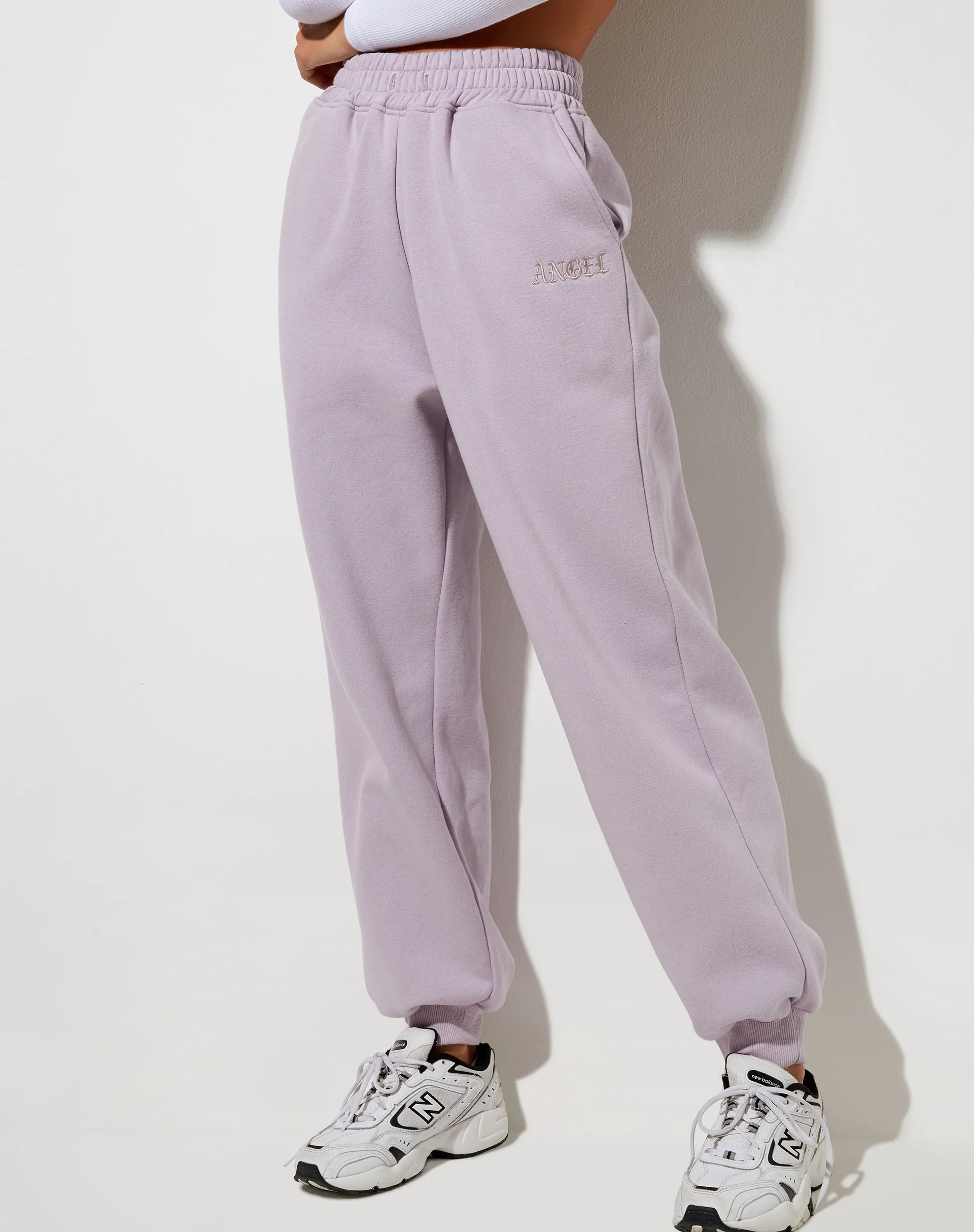 Roider Jogger in Violet 'Angel' Embro - Awmao